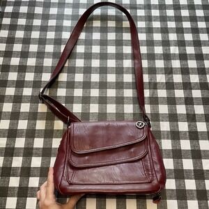 Burgundy Purse Shoulder Bag Leather Handbag really soft lots of pockets